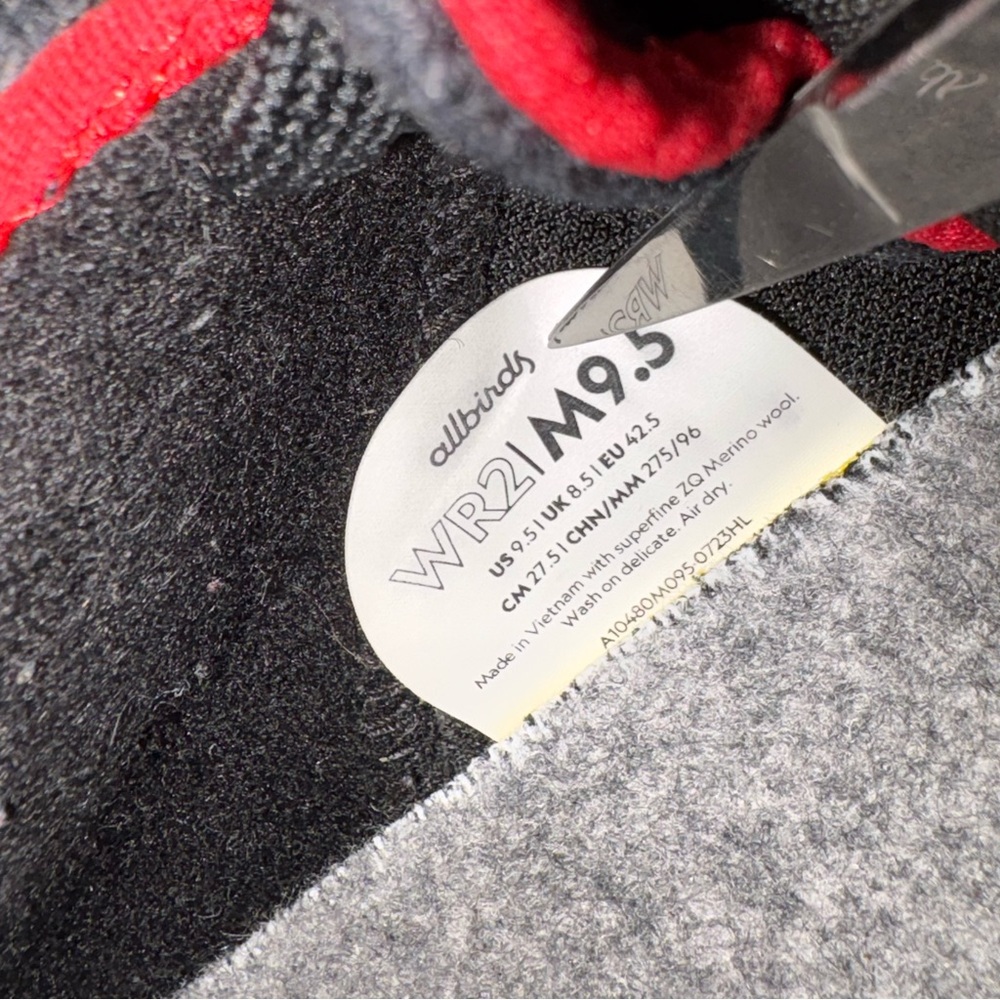Allbirds Limited Edition Men’s Wool Runners Charcoal Sneakers Size 9.5 - Picture 7 of 10